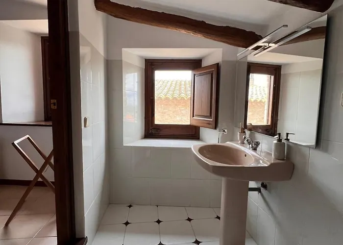 An Architect's شقة